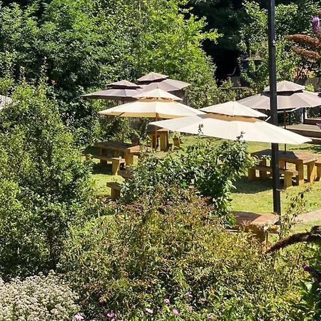 17Th Century Boutique Getaway In The Countryside Lägenhet Martin Mill Exteriör bild